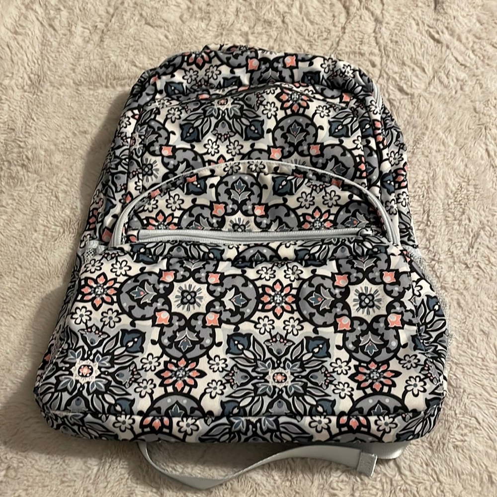 NWOT Vera Bradley back pack.